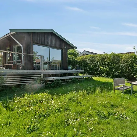 Feriehus Romantic Retreat Close To The Fårevejle